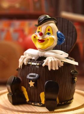 跨境新品马戏团小丑摆件家居桌面儿童房玄关装饰品树脂工艺品