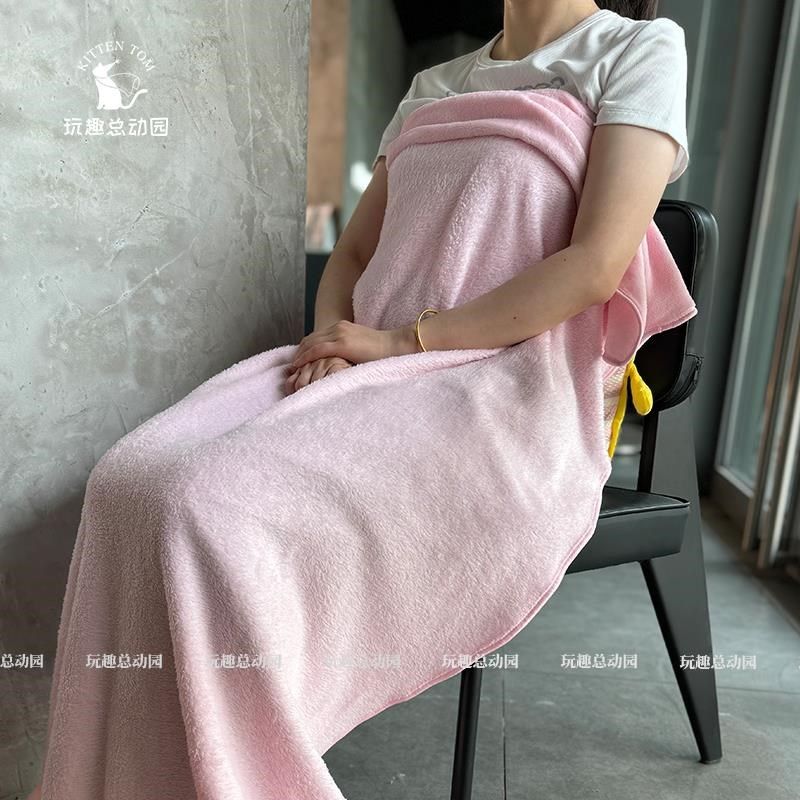 多巴胺冰丝抱枕被子两用办公室靠枕午休珊瑚绒毯子二W合一车载靠,居家布艺,抱枕被,淘宝优惠券,粉丝福利购,淘宝优惠卷