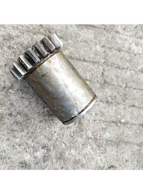 机床配件齐齐哈尔机床X6132AX5032A铣床配件K齿轮/齿轮套Z18/M2.5