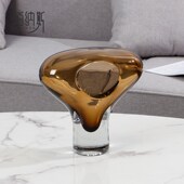 北欧现代轻奢家居镂空茶色玻璃z摆件样板间创意新品 餐厅烛台装 饰