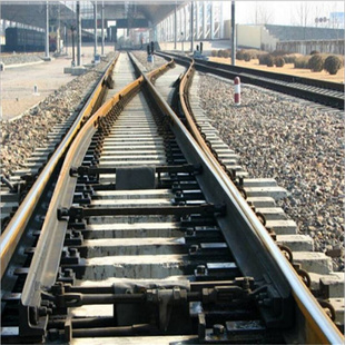 矿用钢轨型号齐全 铁路道轨厂家库存 单开道岔多开道岔双开道岔