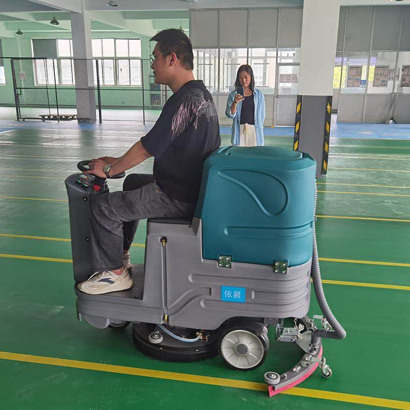 驾驶式电动洗地机工业厂车间仓库无线拖地机商场超市全自动扫地机