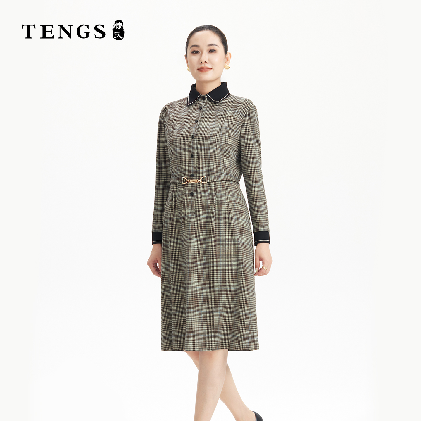 舒适百搭职场通勤修纯色连衣裙