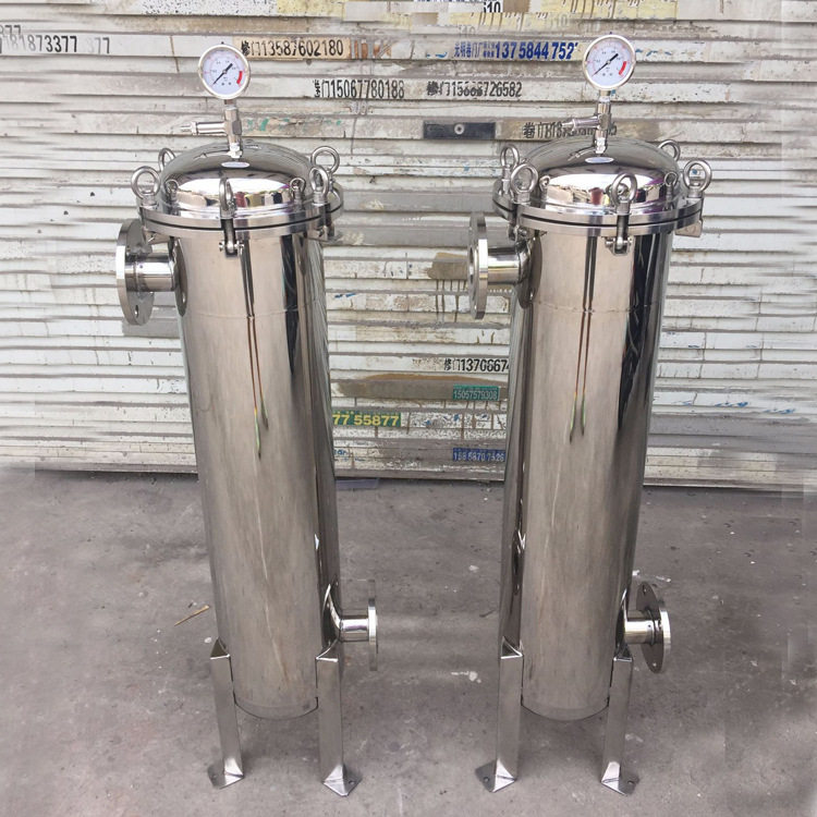 厂家大量批发供应单袋10-20吨DN50加厚不锈钢2号布袋式过滤器