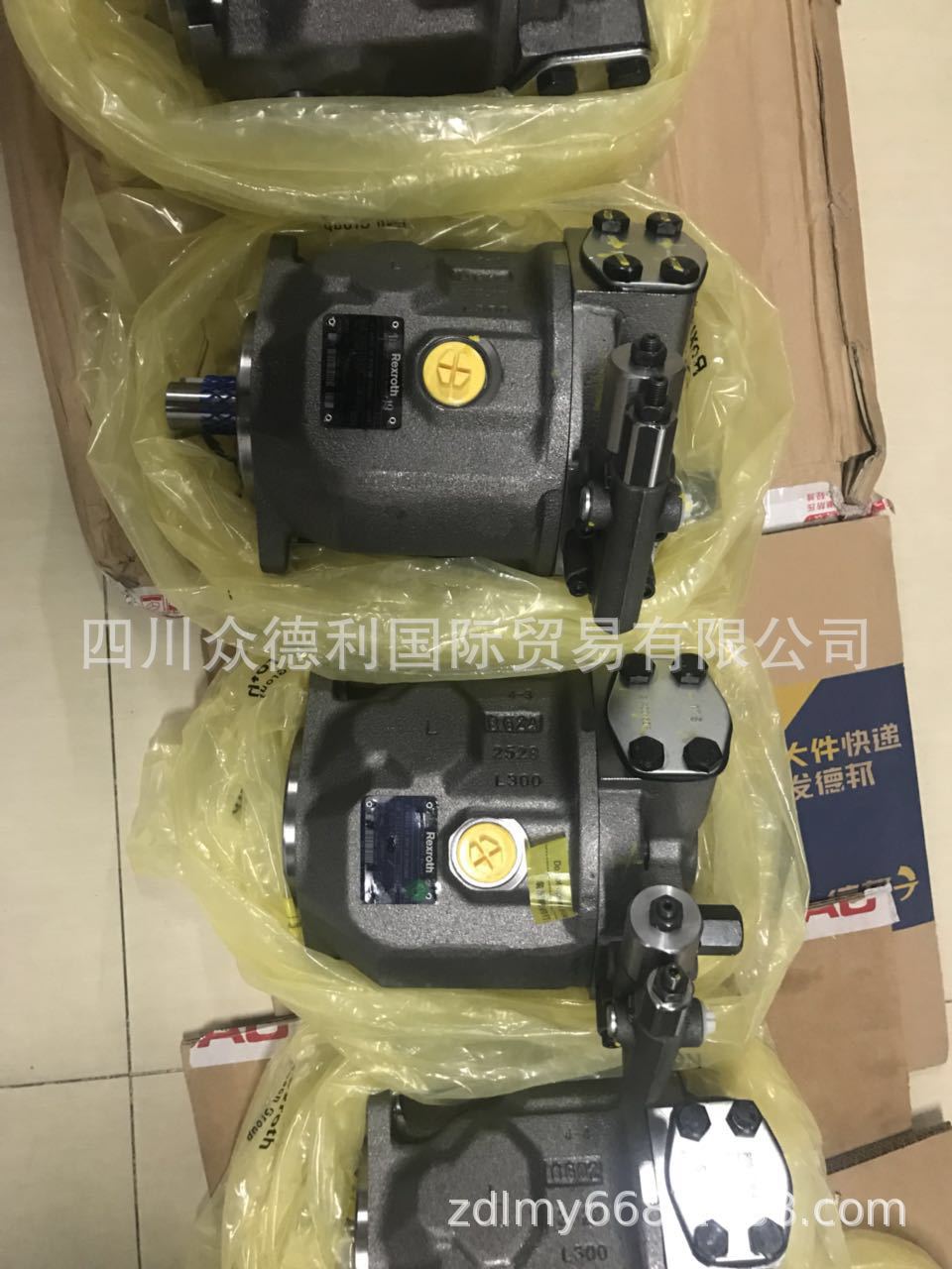 德国力士乐A10VSO140DR/31R-PPB12N00柱塞泵 - 实物图