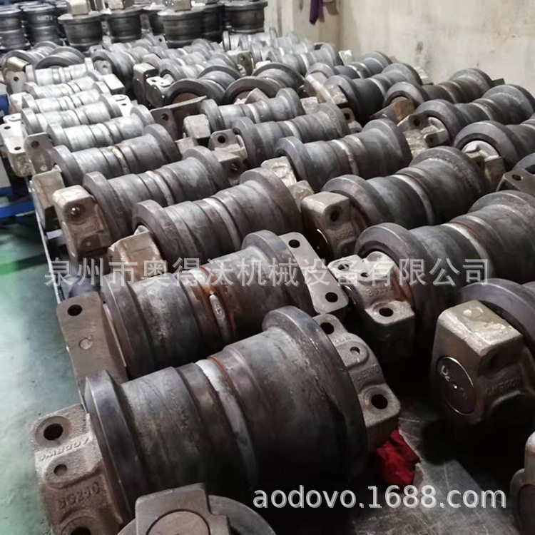 奥得沃宝峨旋挖钻机支重轮总成