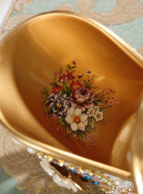 European Style Red Wine Holxder Living Room Wine Cabinet Dec