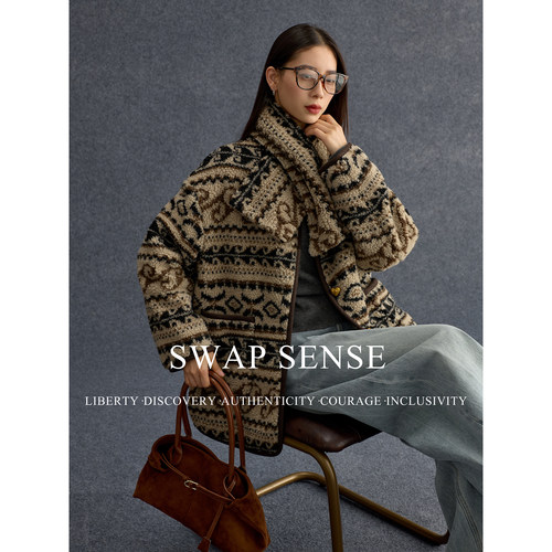 SWAP SENSE思绒手札· 复古休闲费尔岛提花摇粒绒带围巾外套冬