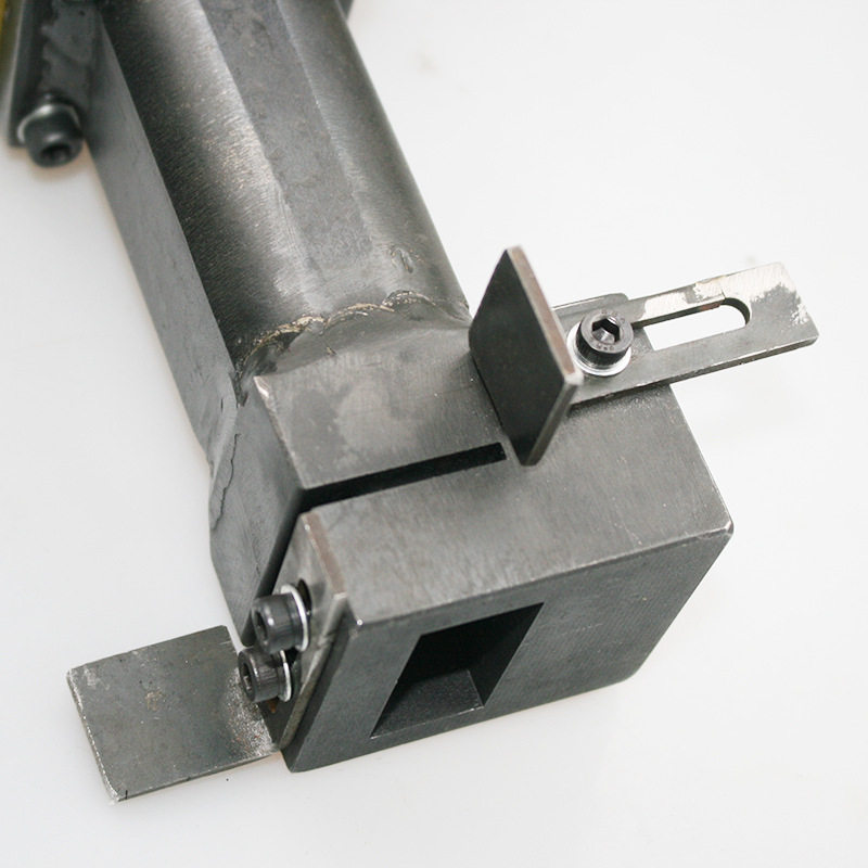 金属气动打角枪不锈钢板冲孔机打孔器可调长宽40*20mm