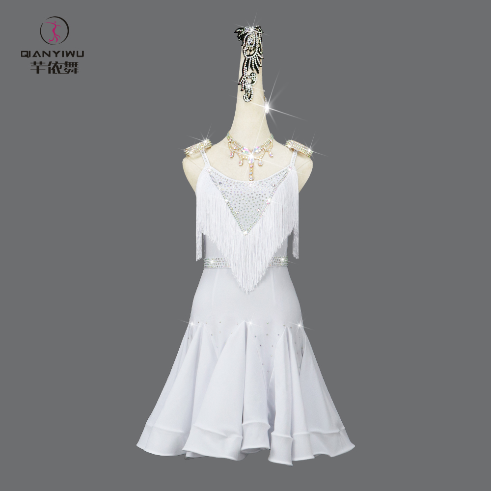 2025白色拉丁舞比赛服专业舞蹈流苏裙花服solo成人儿童女桑巴定制