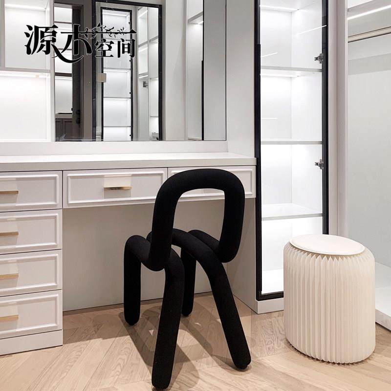 网红女生主卧室化妆凳轻奢高级感化妆台设计师黑色衣帽间异形椅子,住宅家具,梳妆凳,淘宝优惠券,粉丝福利购,淘宝优惠卷
