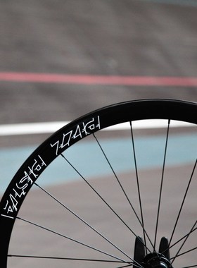澳大利亚 PeIZZ PISTA CYPHER 38MM 死飞自行车全碳钎维场地轮组