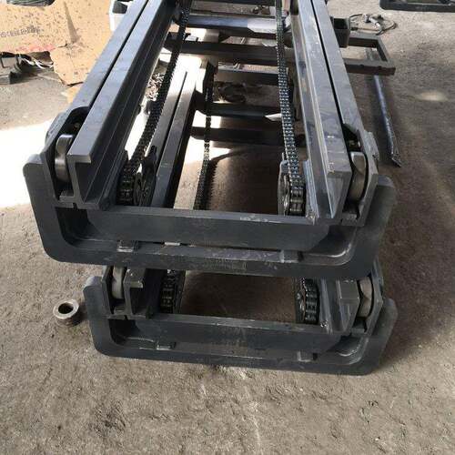 厂家直销升降叉车门架货叉架其它门架钢设备定制各种叉车属具