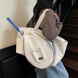 新款大容量旅行包女手提轻便运动包网球羽毛球拍包单肩背包健身包