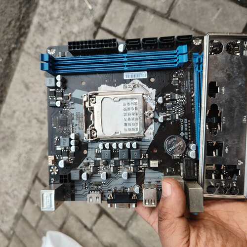 可维修SOYO战龙H61M-V3H主板议价