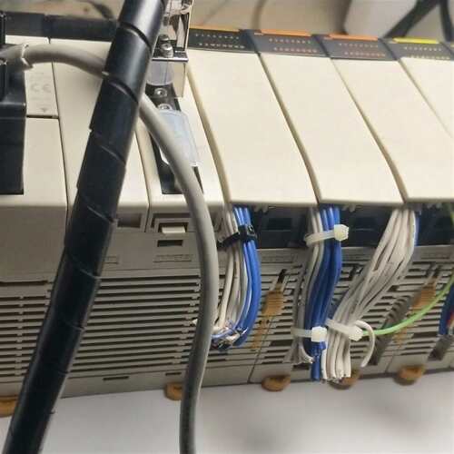 可维修PLC一套 CQM1H-CPU51 ，实物拍摄成色议价
