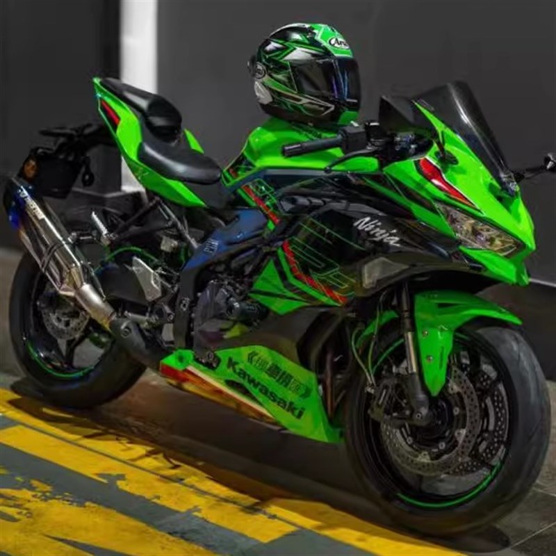 川崎大牛趴赛小忍者250重型机车地平线v6跑车Pr3可上牌h2摩托车