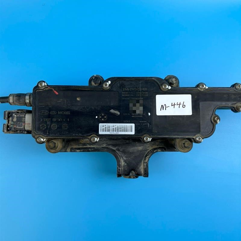 现代ix45电子手刹模块,现代新胜达,格瑞 Tix45电子手刹