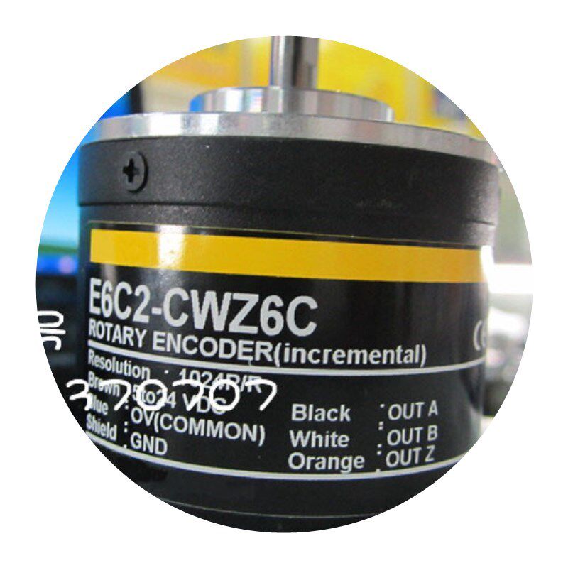 Free shipping ! E6B2-CWZ1X 2A00P / R photoelectric encoder