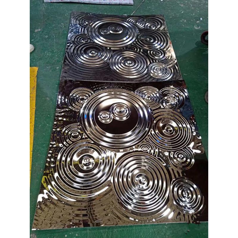 定制不锈钢镜面圆盘水滴雕塑 圆形螺旋波浪造形 T别墅酒店装饰挂