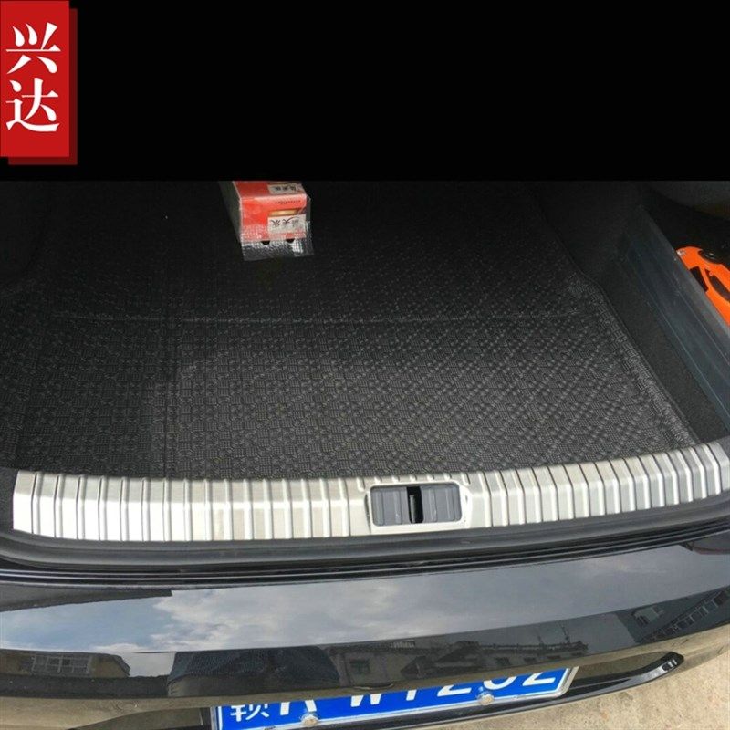 2017款一汽大众新迈腾B8专用不锈钢后备箱I踏板 MAGOTAN内置后护,汽车用品/电子/清洗/改装,车身/车窗饰条/门槛条,淘宝优惠券,粉丝福利购,淘宝优惠卷