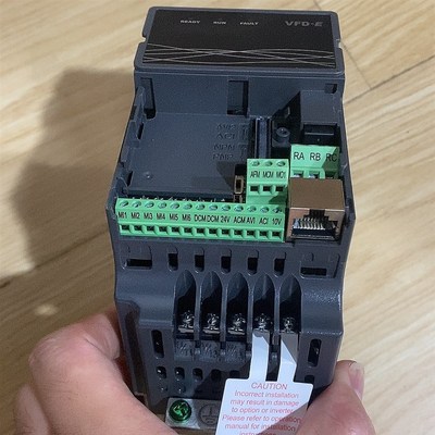 VFD007E43T VFD015E43T VFD037E43A VFD022E43A 全新台达变频器