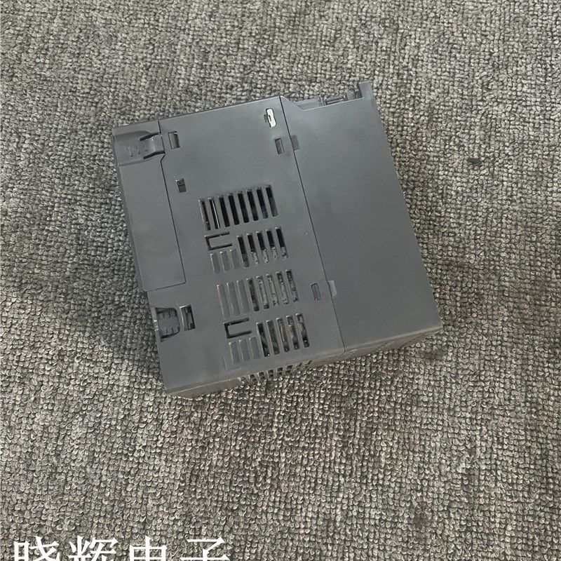 台达变频器M300系列 VFD4A2MS43ANSAA1.5KW 380V 现货质量保证