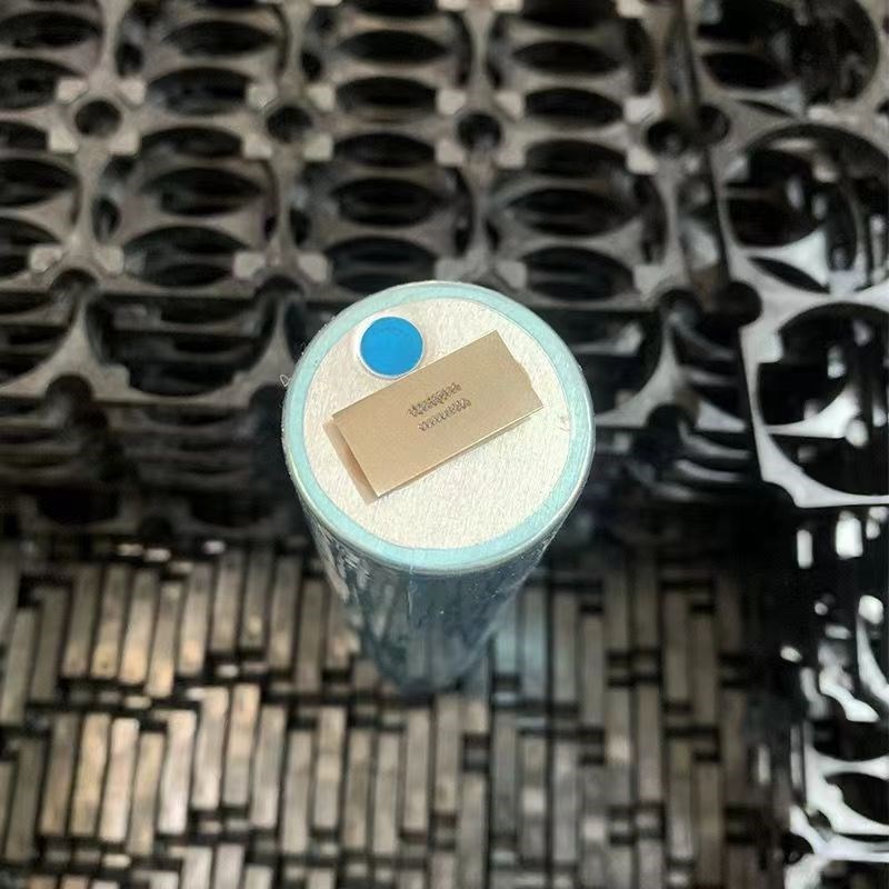 国轩33140磷酸铁锂圆柱电池芯太F阳能路灯电池组装电动车电瓶