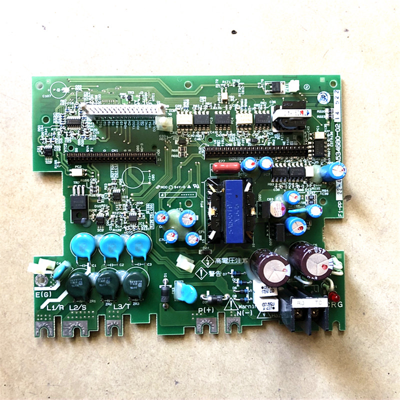 富士变频器VP F1S F1-PP 18.5-4 SA537855-01  22KW主电源驱动板