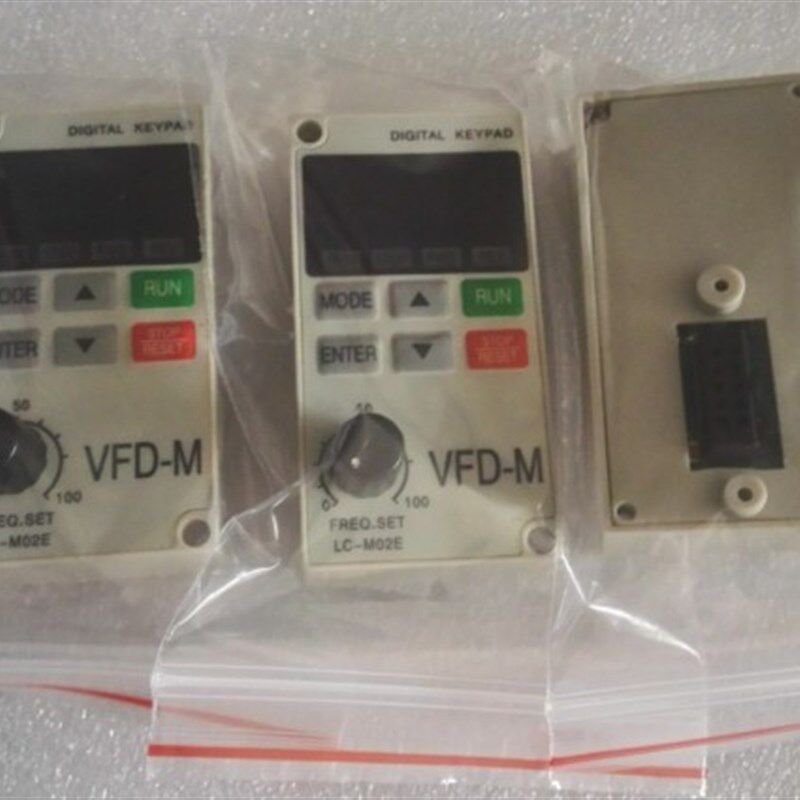 台达变频器VFD-M显示LC-MO2E操作面板LC-M2E控制器调速器质保一年