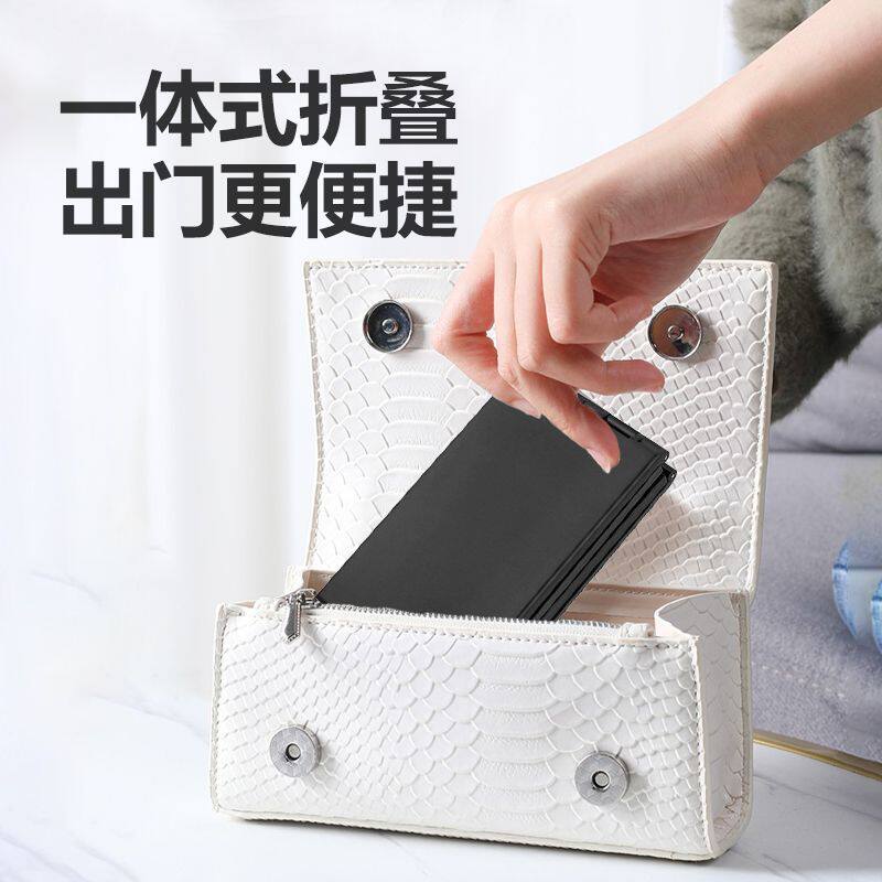 折叠四面镜子自己理发照
