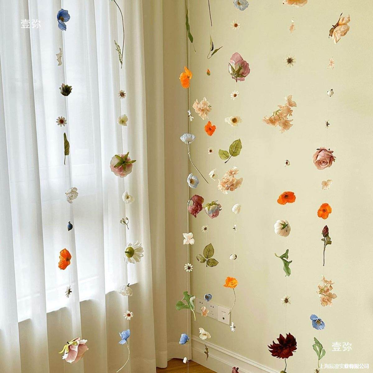 悬浮花朵门帘橱窗商场悬浮布置道具材料瀑布花吊饰背景打卡漂浮
