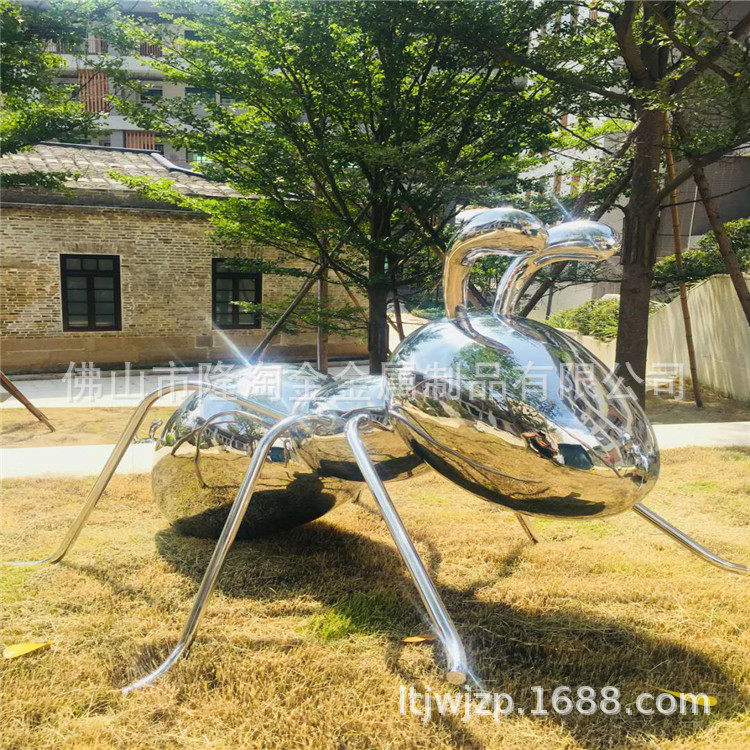 公园绿地草坪不锈钢蚂蚁雕塑摆件景观园林创意不锈钢昆虫雕塑