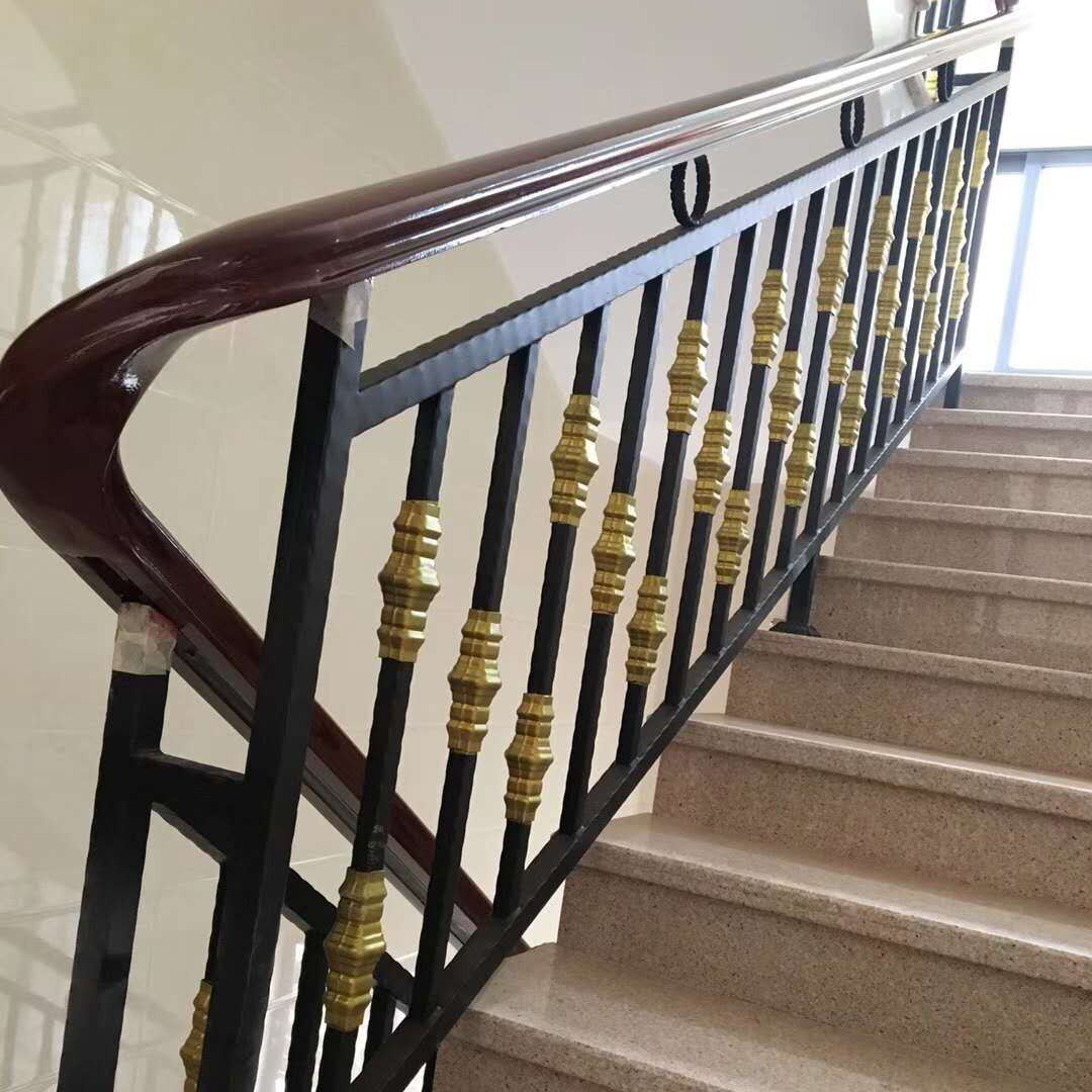 厂家批发铁艺楼梯厂家沙比利木扶手铁艺楼梯室内家用欧式铁艺楼梯