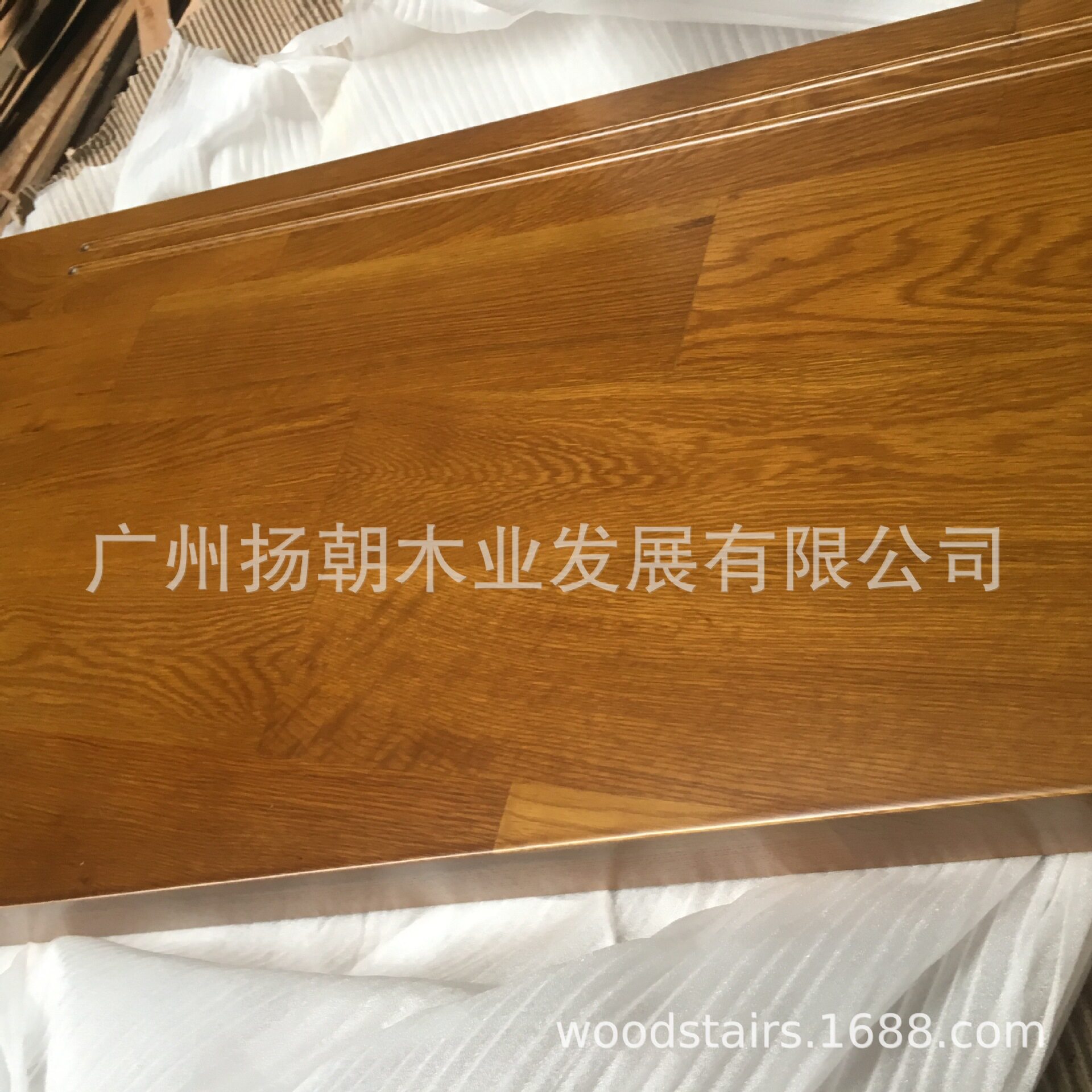 厂家供应白橡木实木楼梯踏板环保扶手现代简约