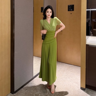 千金名媛银丝线粉色连衣裙女春高级感绝美细闪长裙