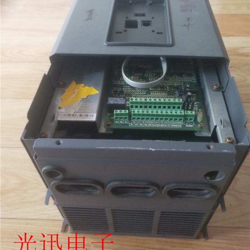 变频器 E380-4T0110G/0150P 11/15KW 3P80V 实物图 现货包好