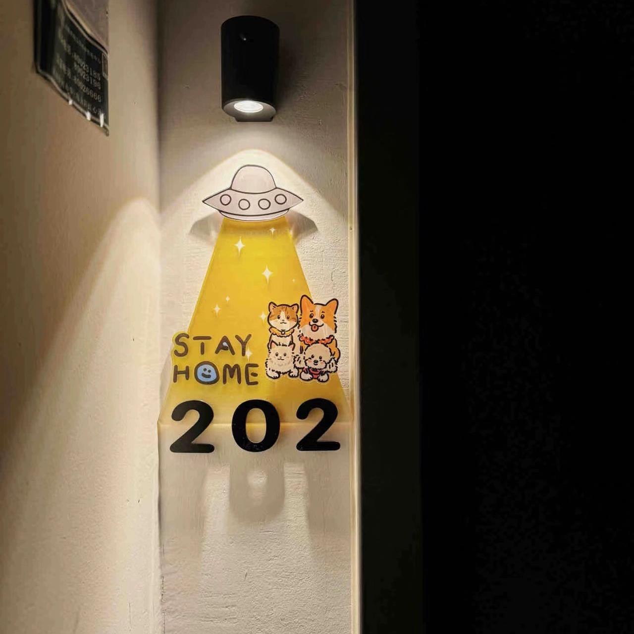 好玩创意数字压克力门牌家用可爱民宿住宅旋转门牌带胶门牌定制粘