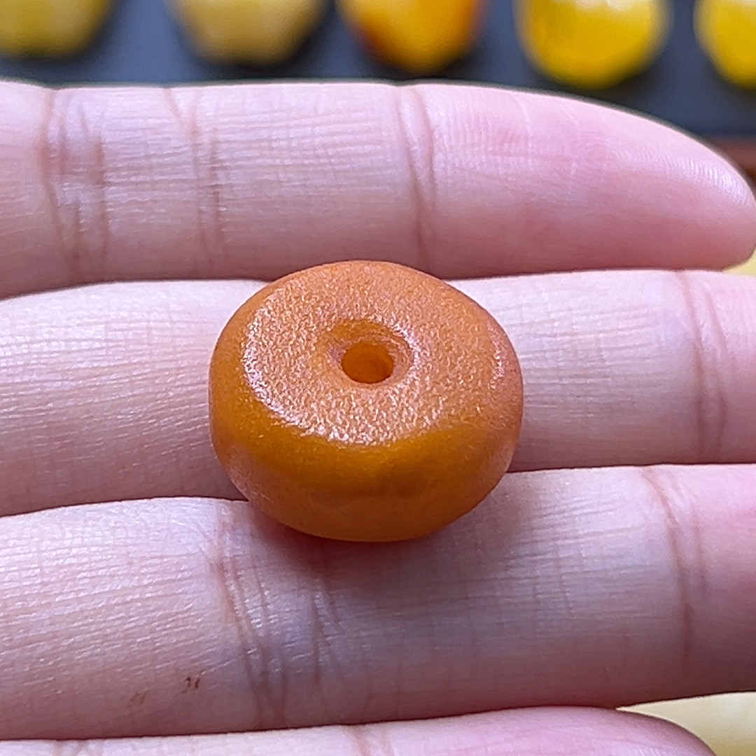 卡18+！蜜蜡老蜡橘皮饼子
