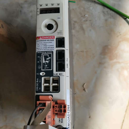 议价驱动器LXM32AD12N4,实物拍摄有需要联系