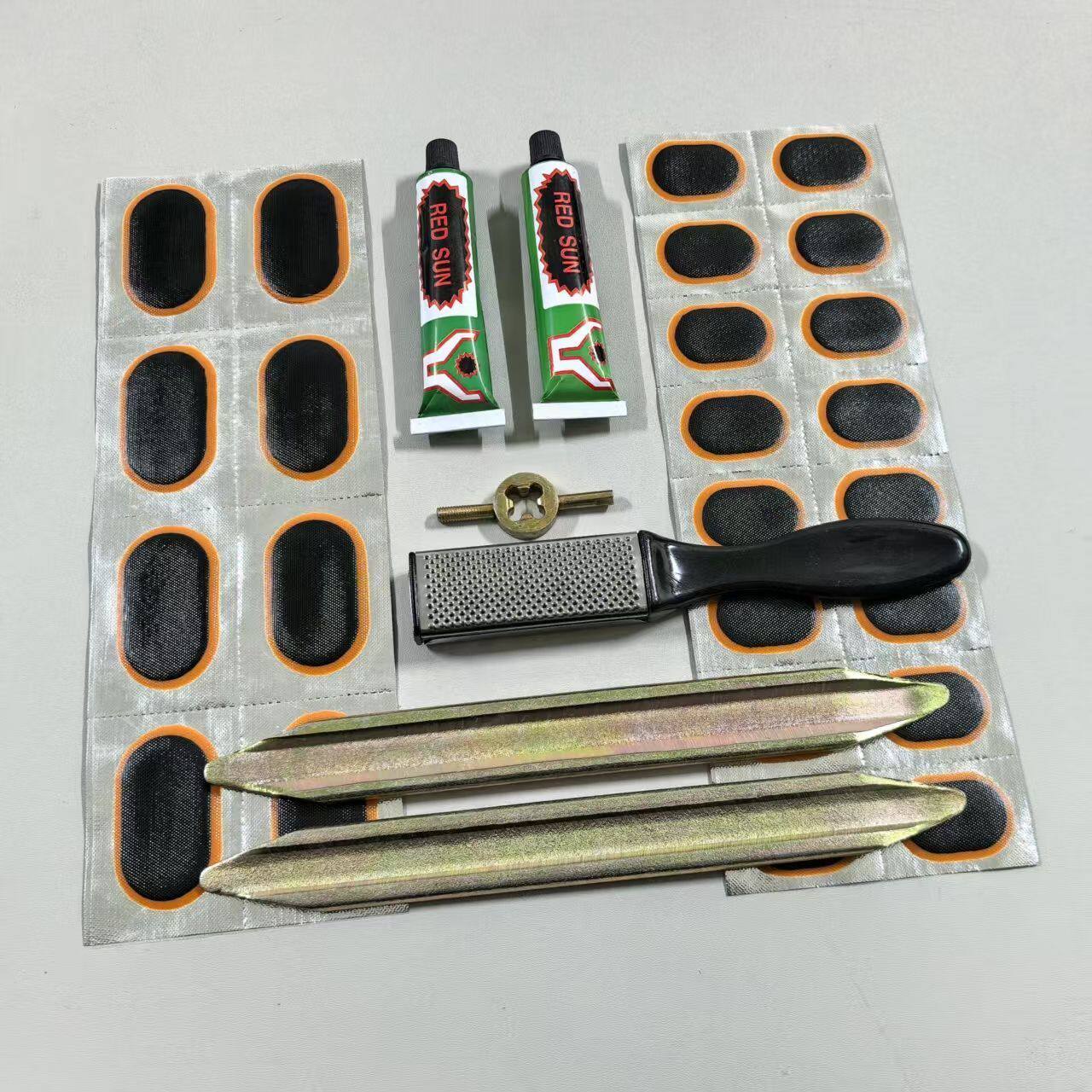 免胶水补胎贴片维修套装摩托自行车内胎修补补丁户外骑行应急工具