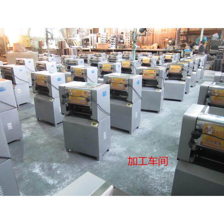 300型压面机商用揉面机压面皮机压包子皮机饺子皮面条机擀面皮机