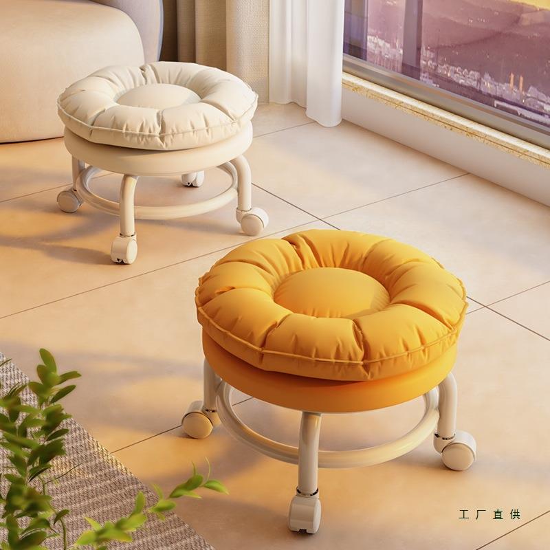 万向轮小凳子滑轮矮凳家用懒人软包圆凳带轮移动小板凳儿童靠背椅