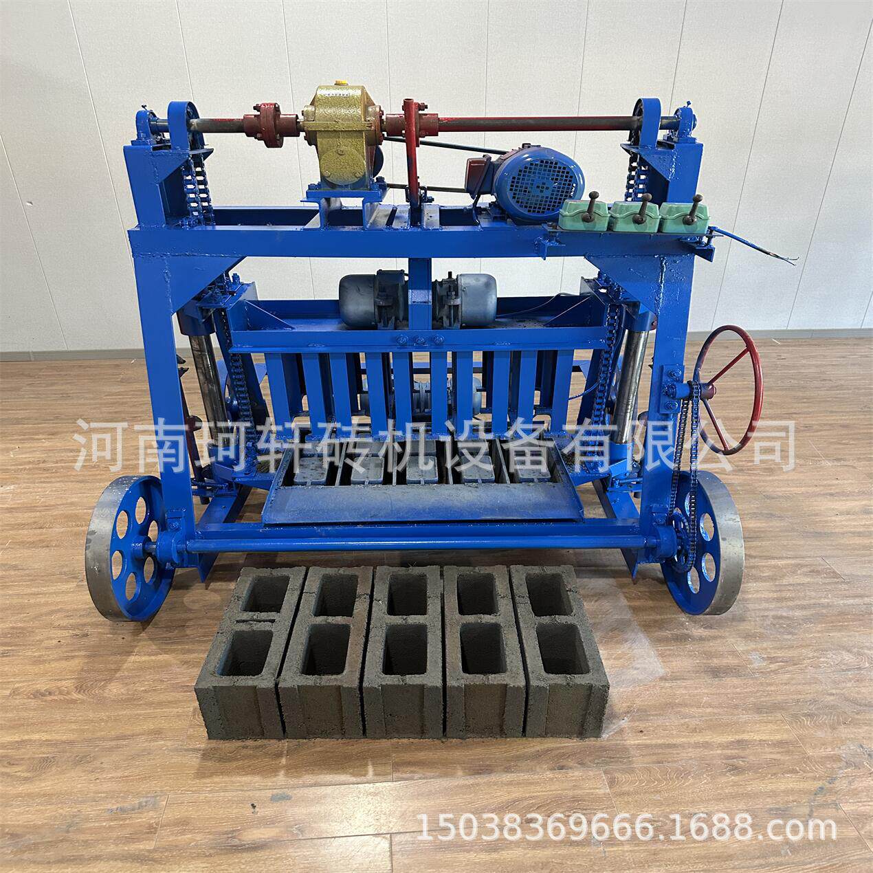 混凝土砌块砖机大轮移动制砖机多规格可换模具的水泥免烧砖机