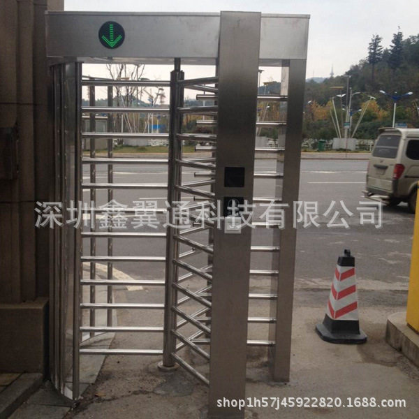 小区防尾随全高十字旋转闸 车站单向门禁 小区人脸识别门禁系统
