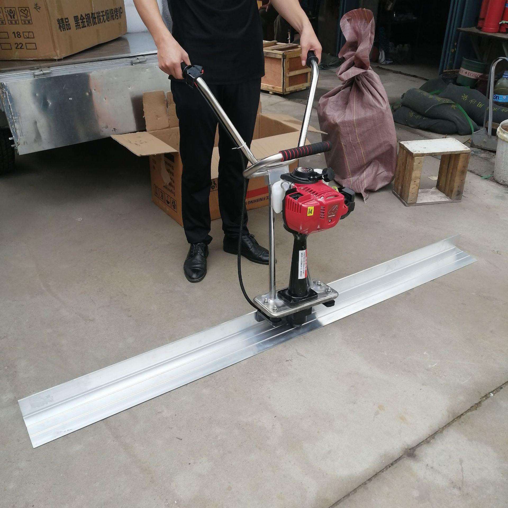 汽油振平尺平板振动尺小型水泥路面整平尺混凝土地面震动抹平尺