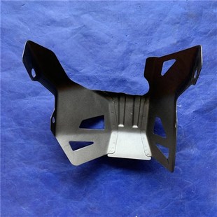 适用铃木跑车DL250 底壳护 Au下防护罩排气管护罩发动机下罩铁质