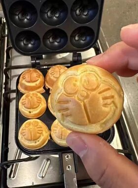 网红新款kitty猫日式同款双面卡通可爱松饼饼干烘培模具锅丸子锅