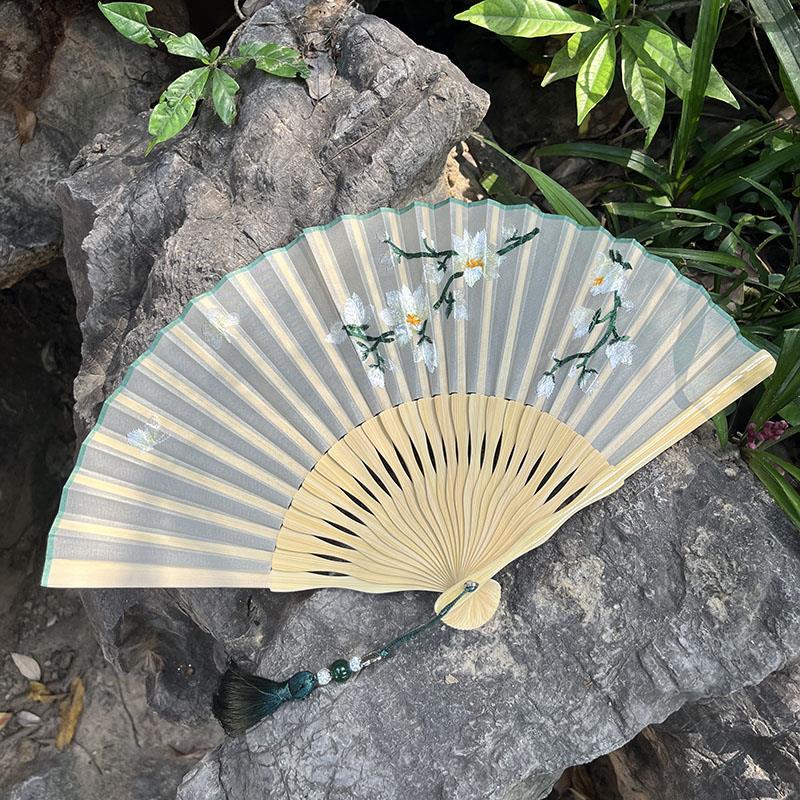 刺绣折扇苏州玉竹小扇子女士汉服舞蹈扇真丝古风双面绣花旗袍扇子