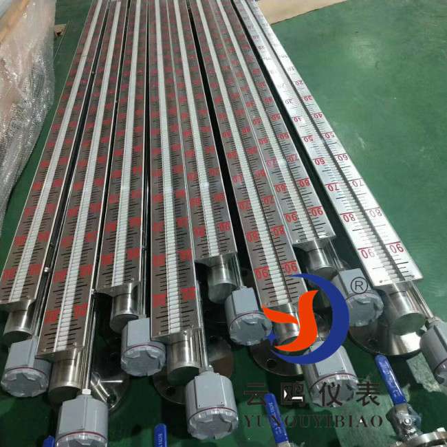 顶装磁翻柱液位计VT15磁翻柱液位计VT15-10-A-S-O-D-1-0-N-G